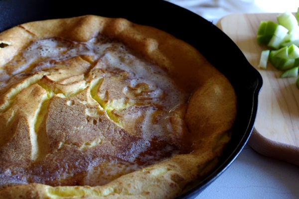 Grain-Free (or not) Apple Cinnamon Dutch Baby Pancake