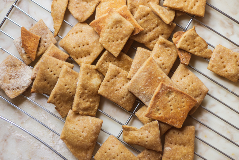 crackers-baked-overhead